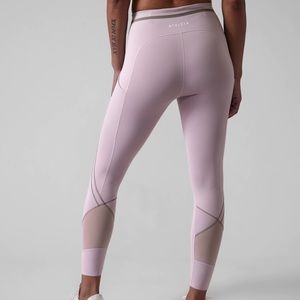 Athleta Ultimate Stash Pocket Ignite 7/8 Tight